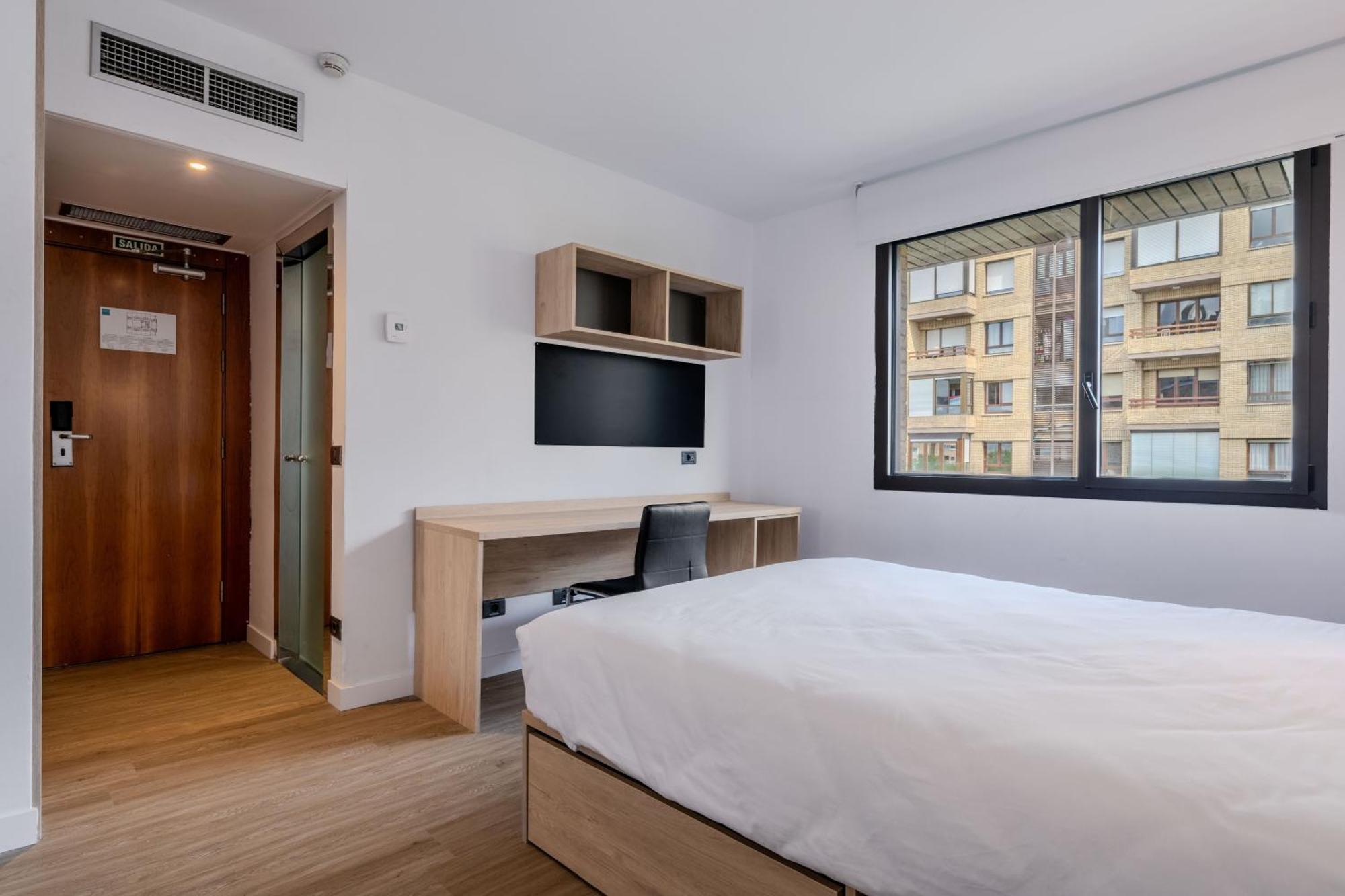 Micampus Pamplona Student Residence Exterior foto